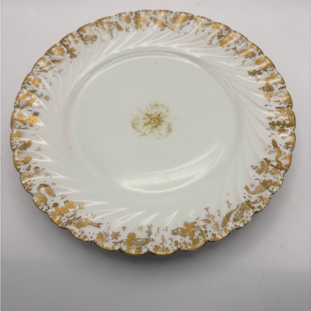 Salesman Limoges Elegant White Porcelain Plate - Picture 2 of 12